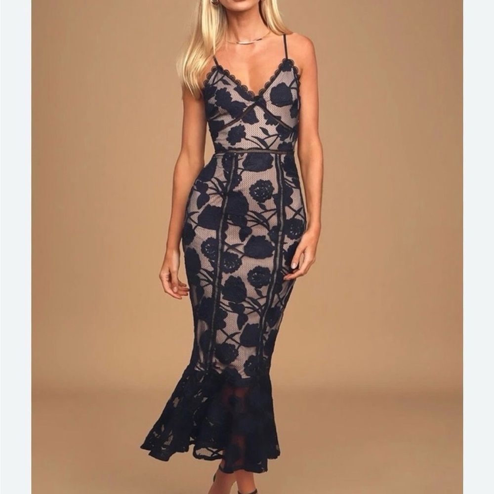 Lulu's Alluring Dream Navy Midi Dress Floral Mesh Spaghetti Strap Sz S